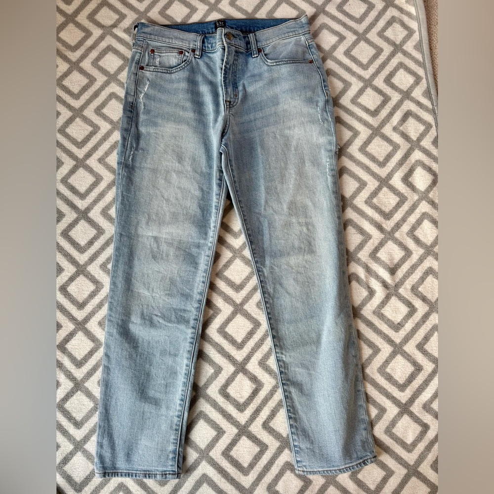Gap Distressed Best Girlfriend Jeans 29